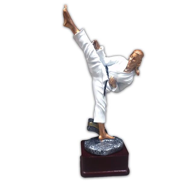 Hatashita Female Karate Kick Trophy - Hatashita